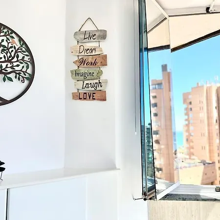 Central Fuengirola Studio Apartment With A Sea View Exterior photo