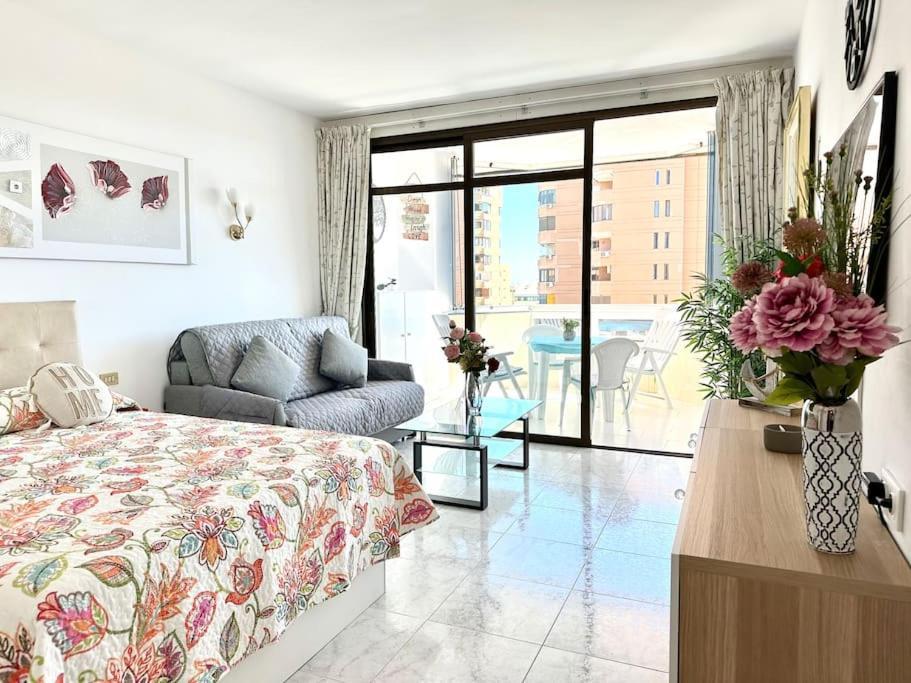 Apartment With A Sea View *